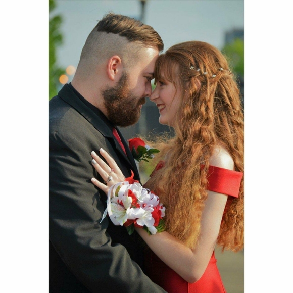 Meet your Posher, Dylan - Picture 1 of 1